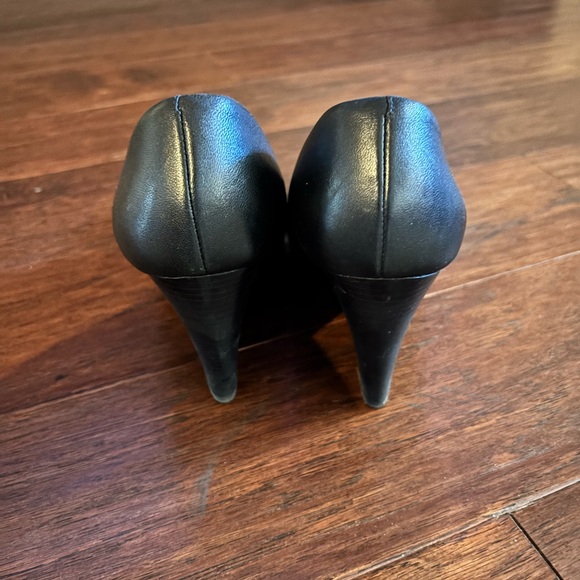 Tory Burch Wedges - Picture 3 of 4